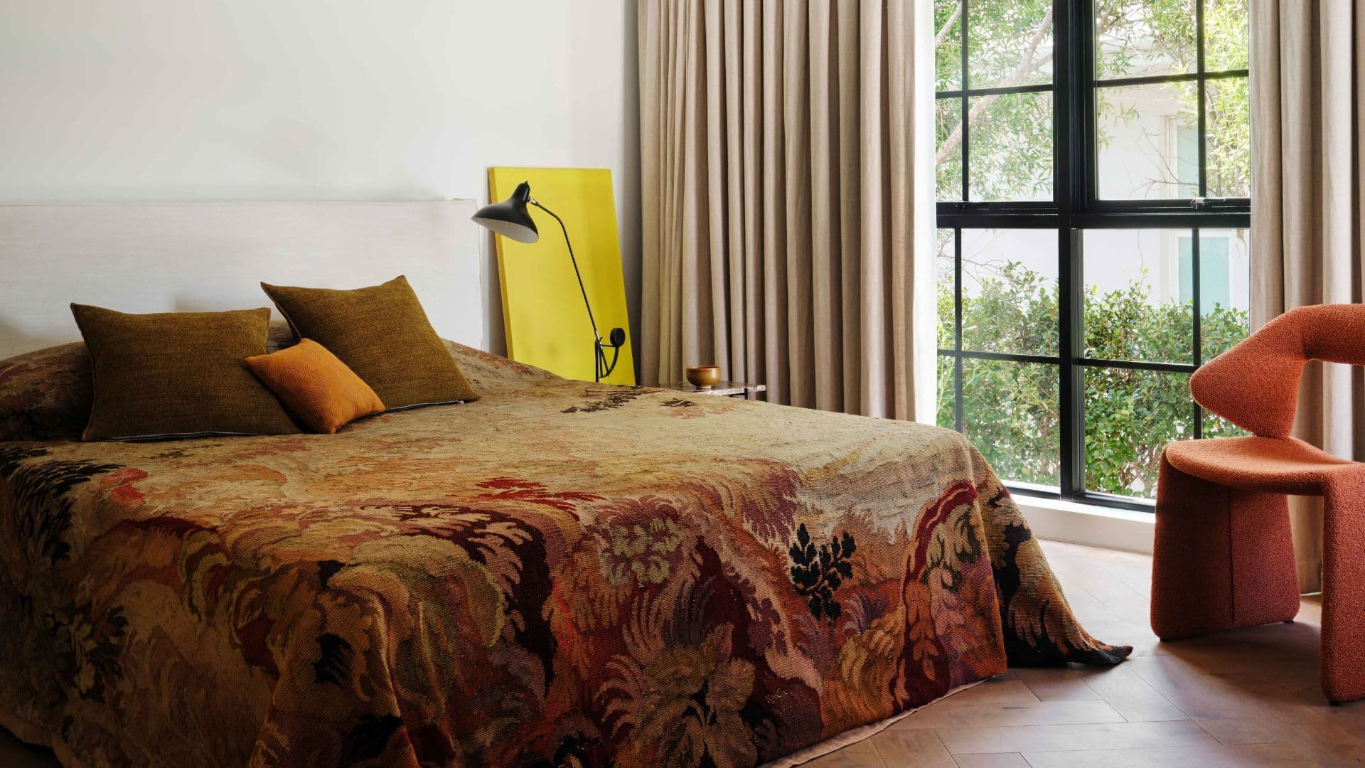 The Feng Shui Meaning Behind Bed Positioning