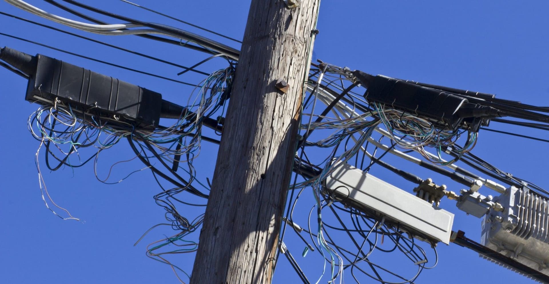 Kenya Power Sparks Outrage After Wi-Fi Cables Removed in Mlolongo