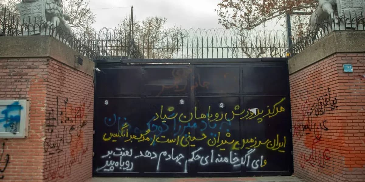 UK Withdraws Embassy Staff from Tehran as Iran Launches Renewed Missile Strikes on Israel
